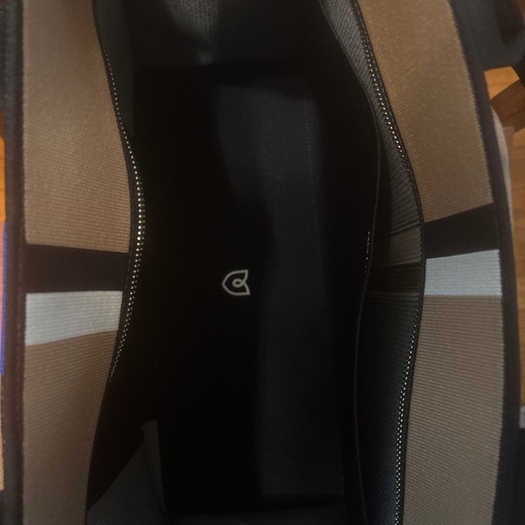 Rothy’s classic tote - Picture 3 of 3